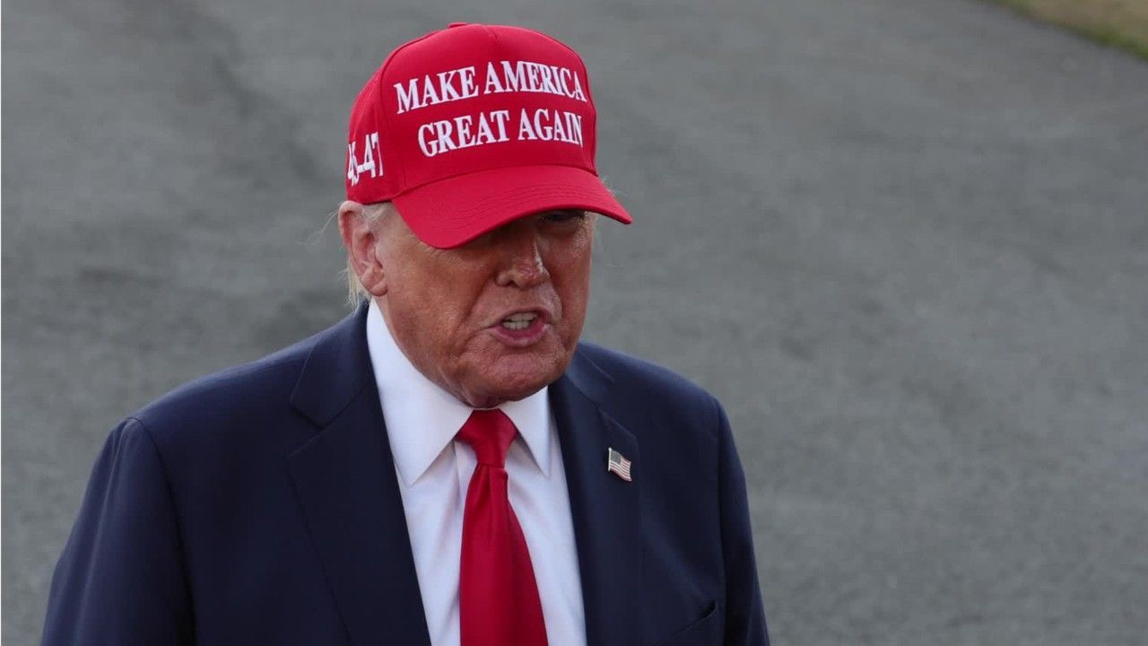 Trump considers new Russia sanctions - US President 