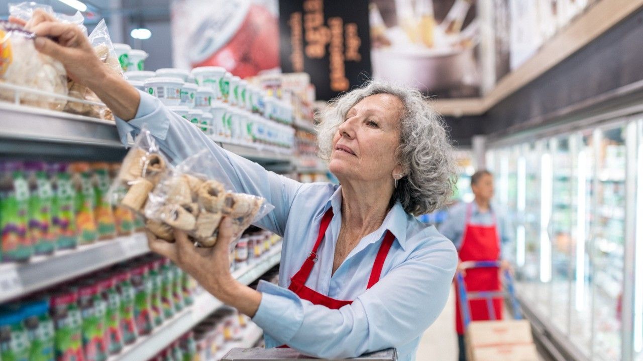 Record high: 1.4 million pensioners are working