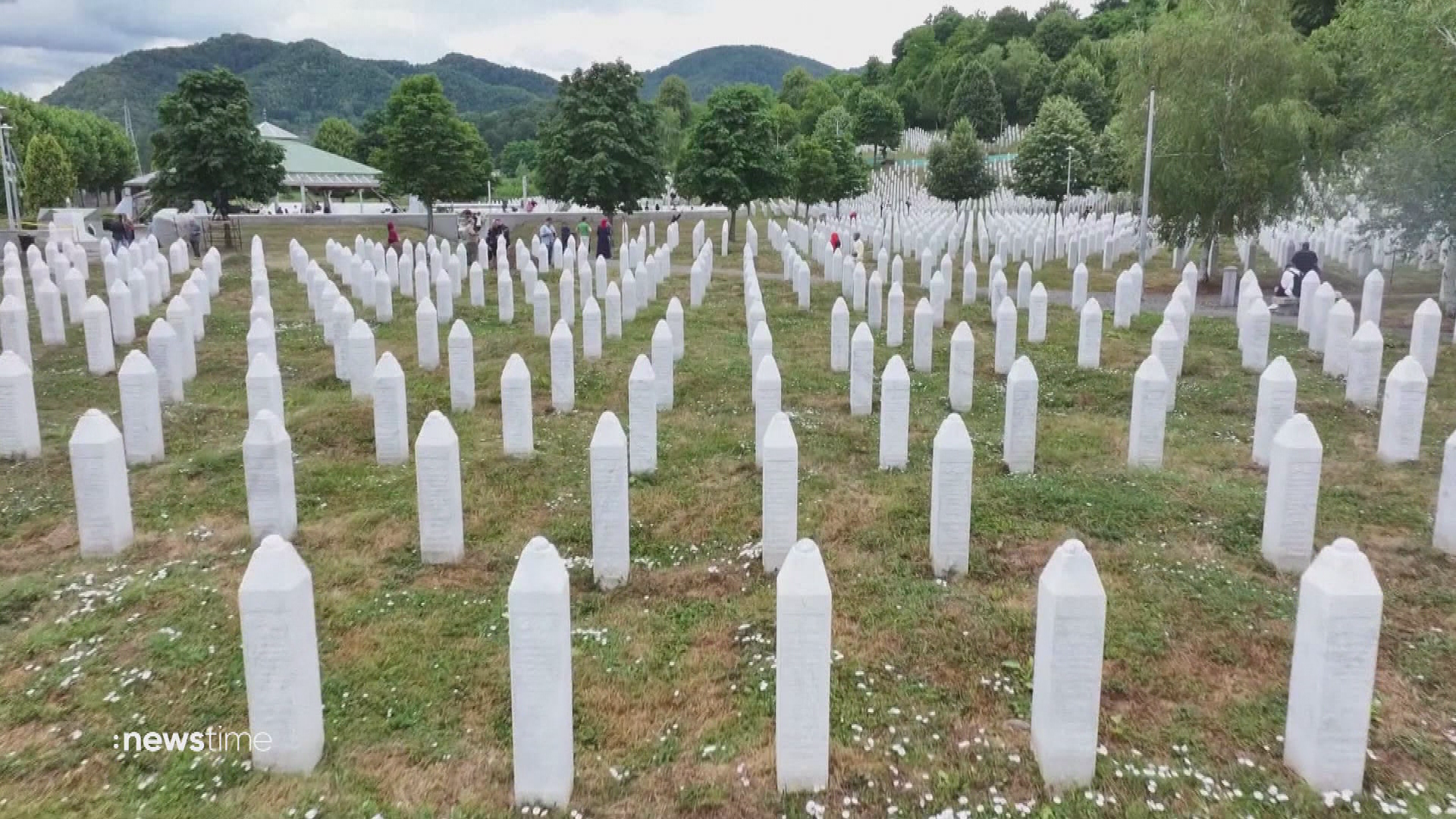 Video: 30. Jahrestag: Gedenken an Opfer von Srebrenica
