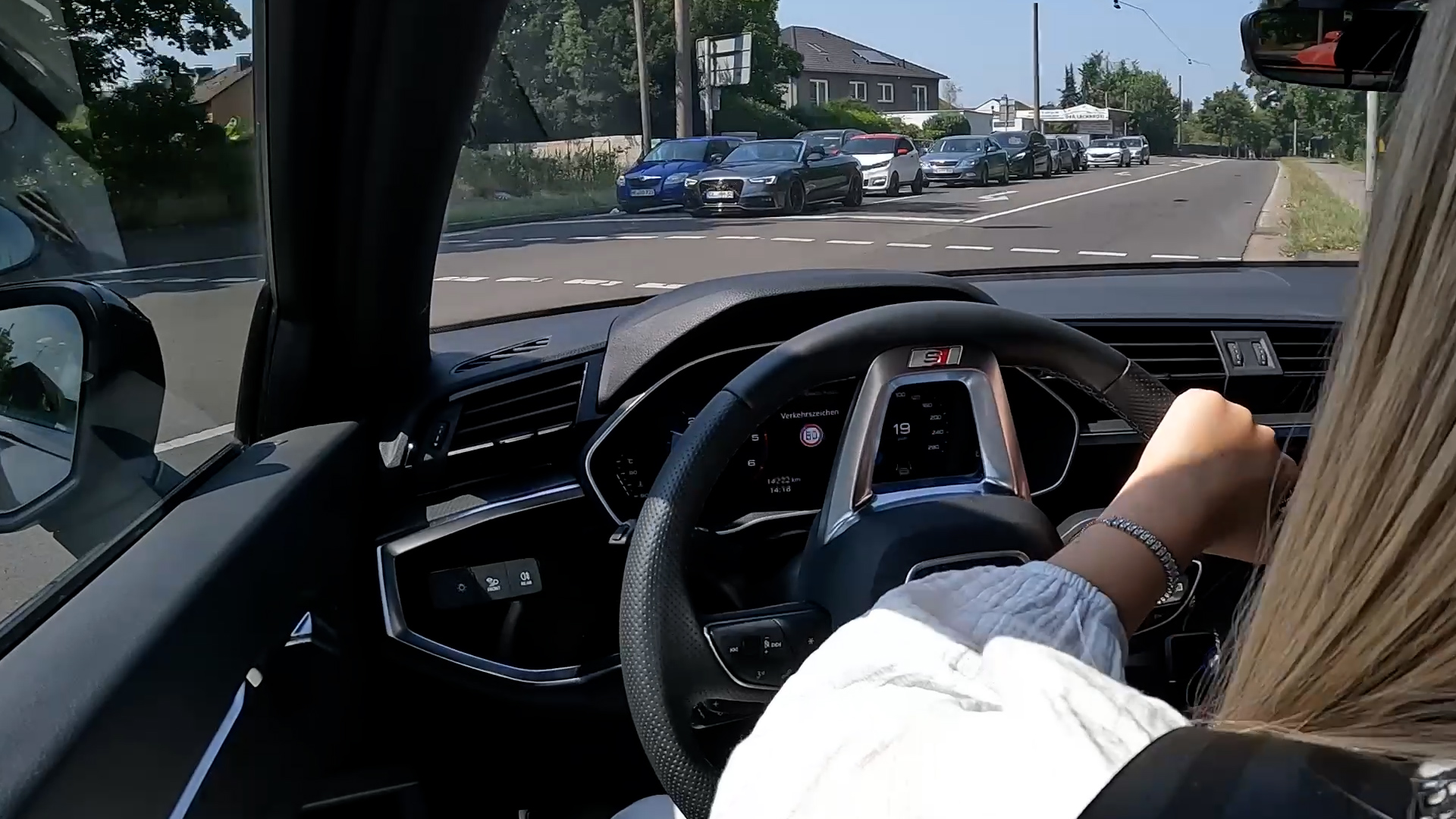 Video: Junge Raser: Fahrlehrer fordert PS-Grenze für Fahranfänger