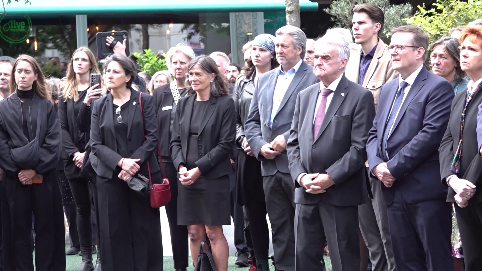 Video: Gedenken und Heilung: Ein Jahr nach dem Attentat in Solingen