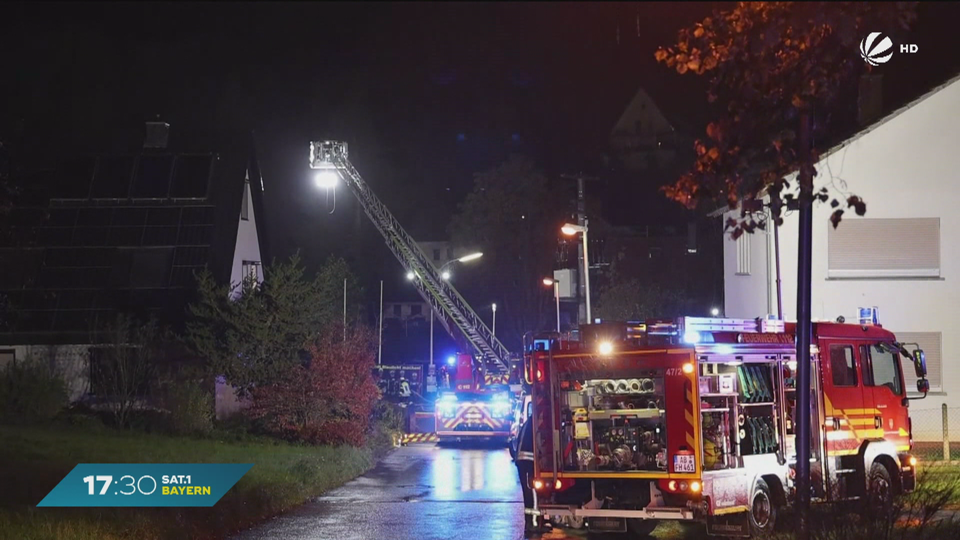 Video: Einsatz in Mömbris: Feuerwehr löscht eigenen Brand im Feuerwehrhaus