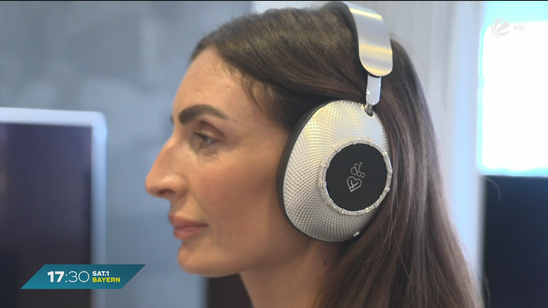 Video: Loewe setzt auf Luxus: Kronacher Traditionsfirma erfindet sich neu