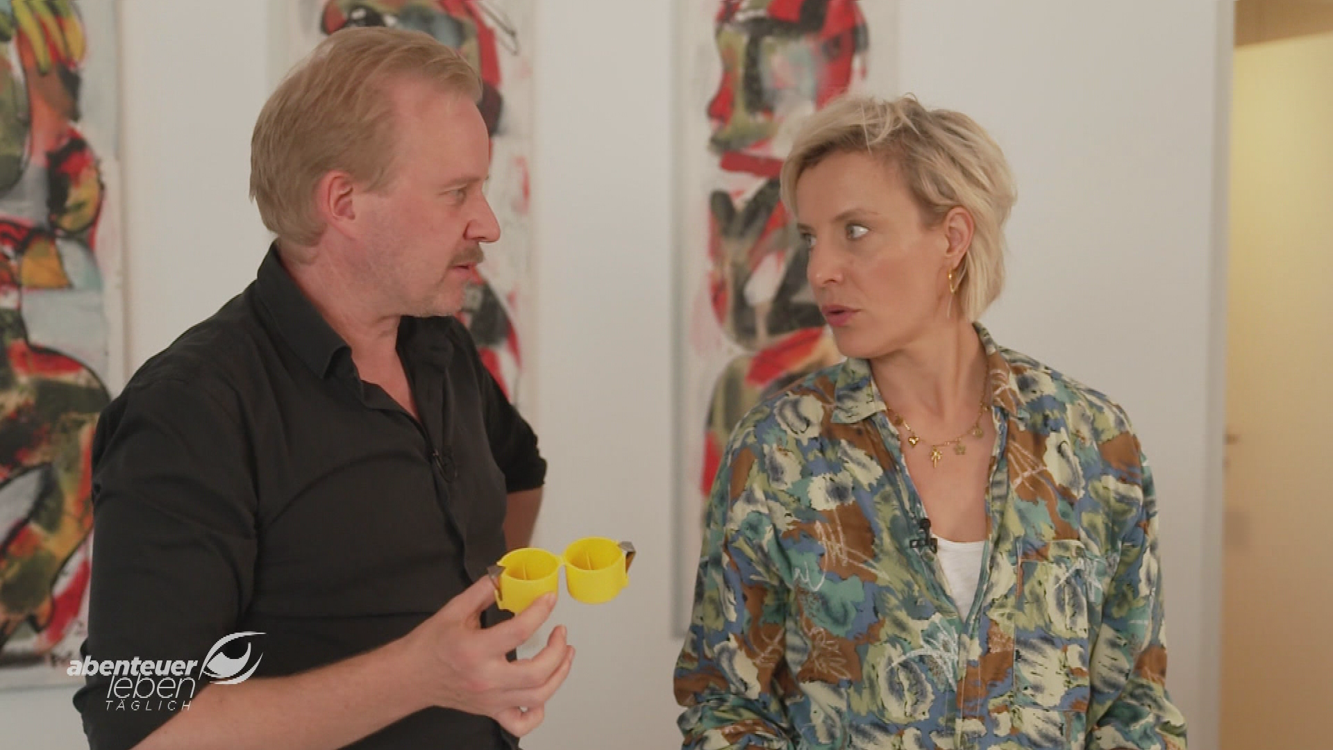 Gadget-Chaos pure: Seraphina & Kimmo in the big everyday experiment