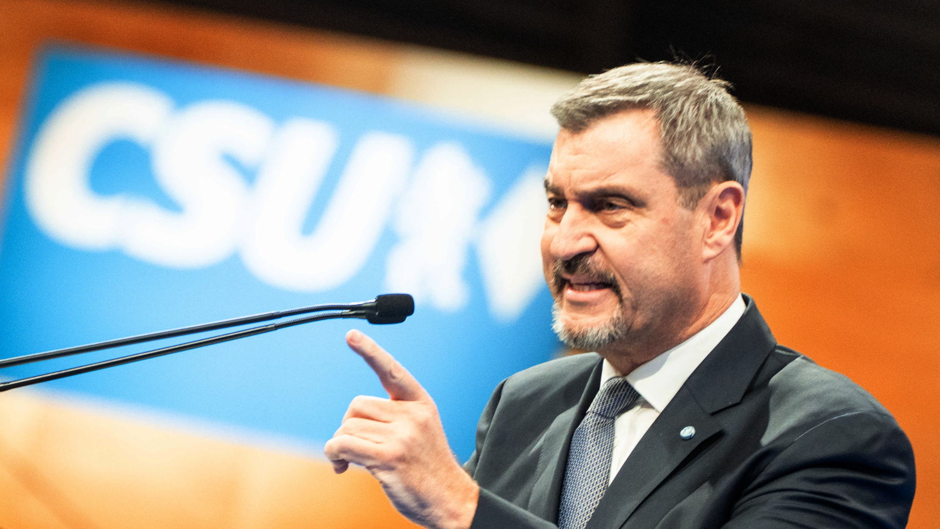 D-mpfer-f-r-S-der-bei-CSU-Parteitag