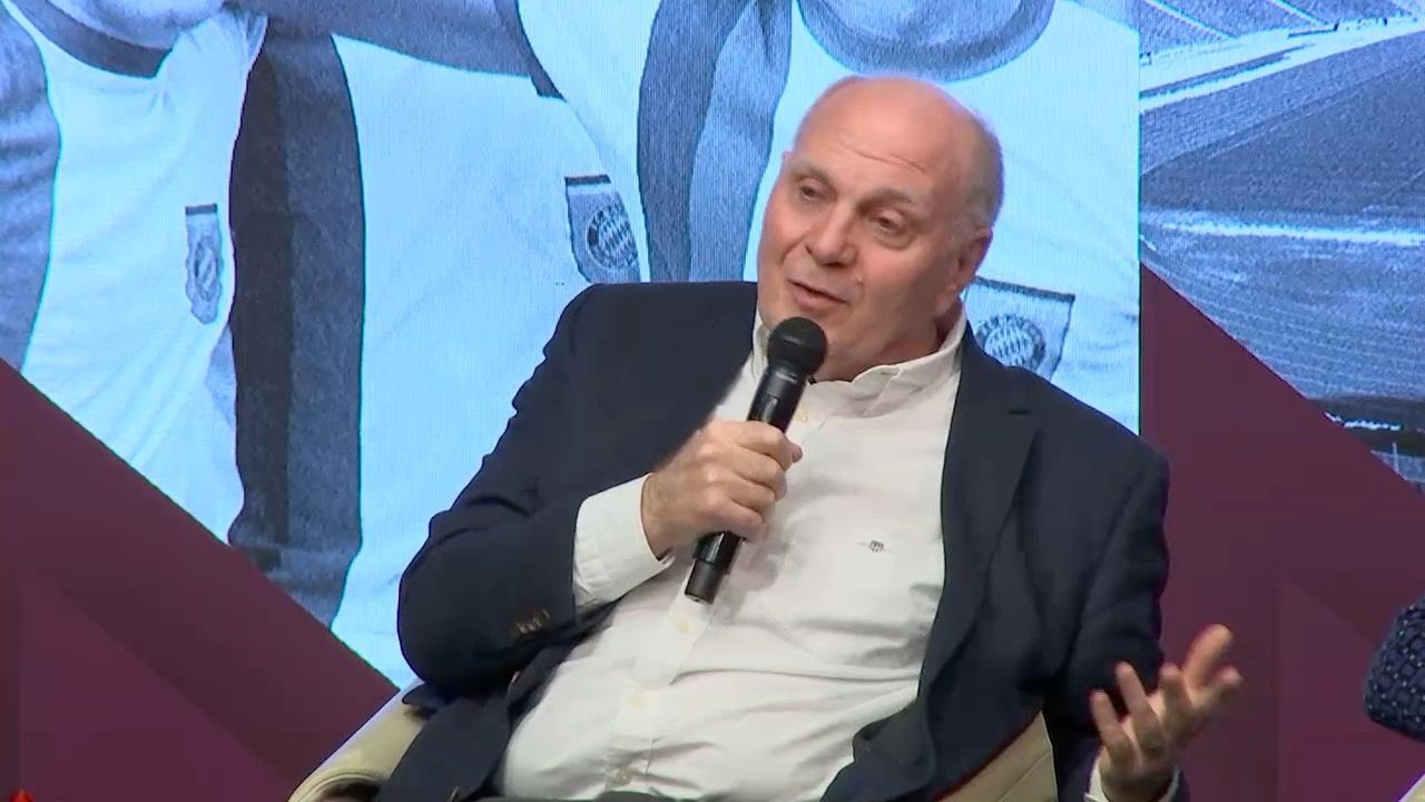 Video: Neuer-Zukunft beim FC Bayern: Hoeneß fordert Verlängerung
