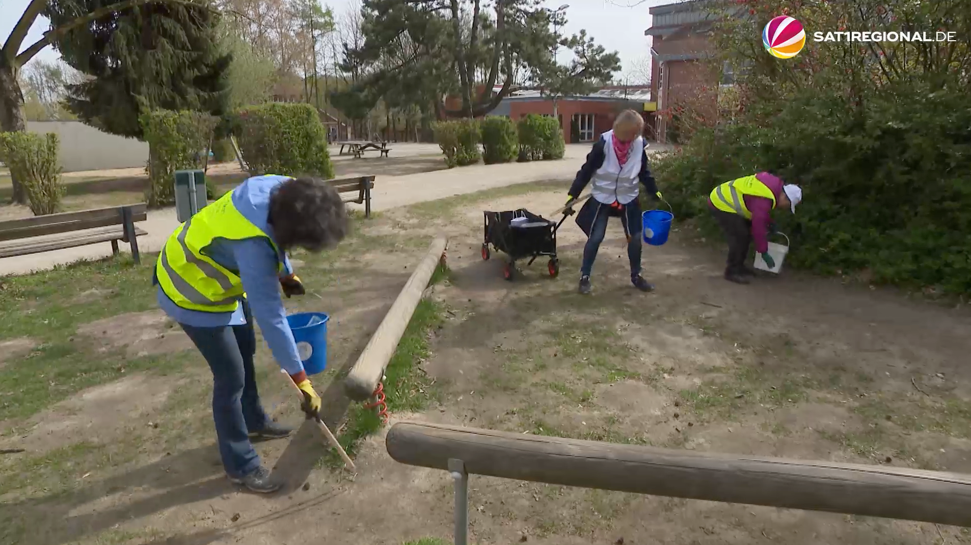 Video: City Cleaners: Ehrenamtliche sammeln Müll in Wallenhorst