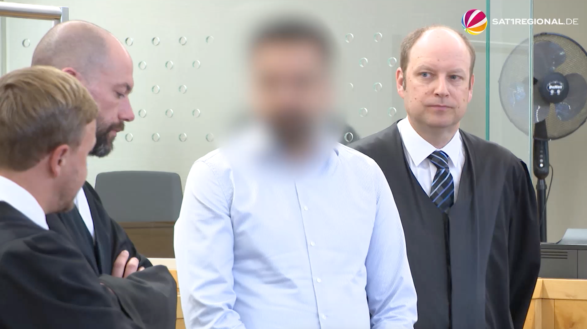Video: Drogenbande mit Informationen versorgt: Staatsanwalt legt Teilgeständnis ab