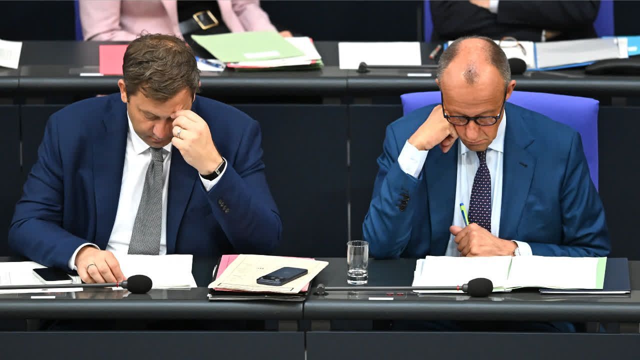 Video: Klare Mehrheit sieht Regierung geschwächt