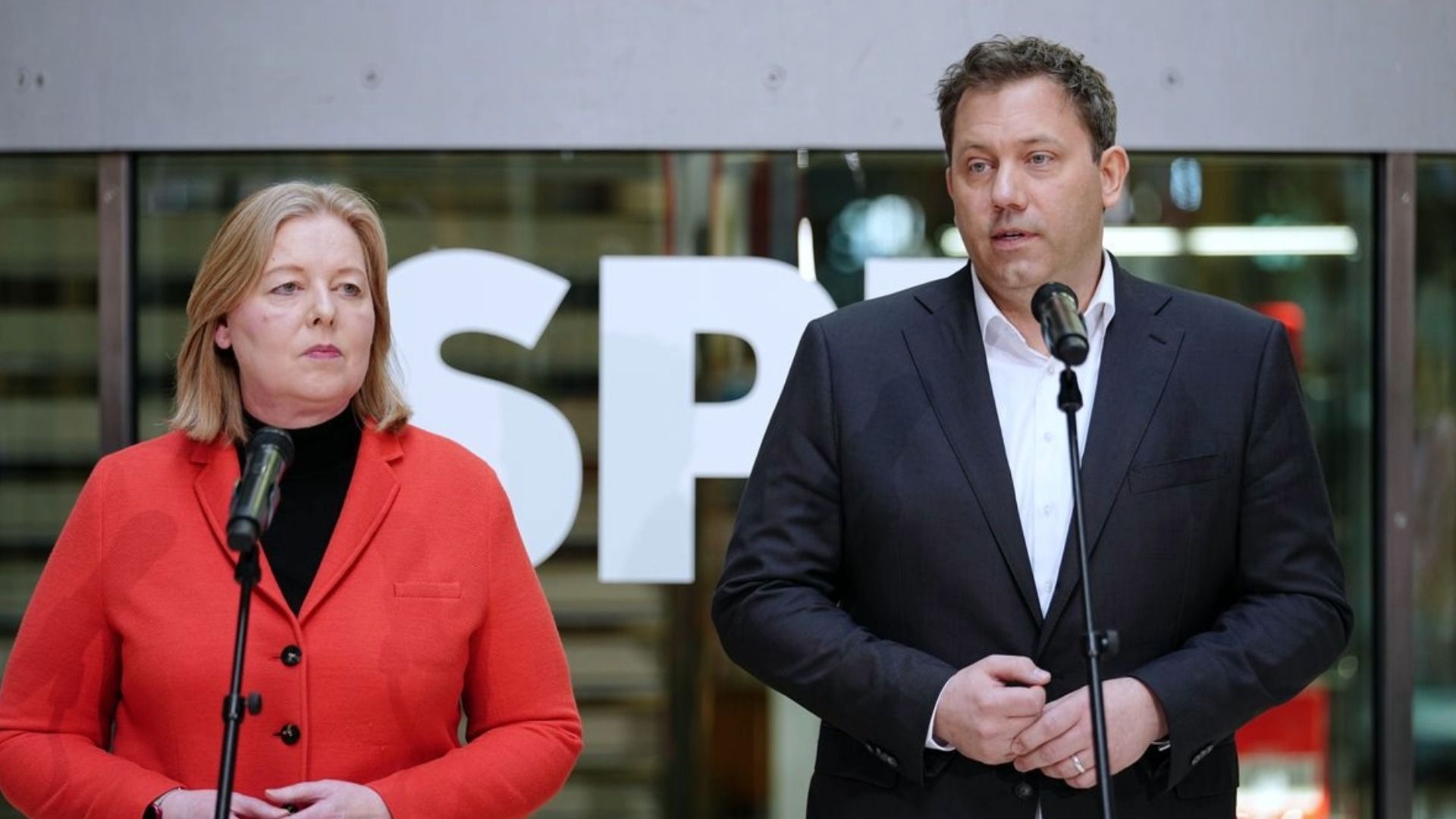 Video: Bas verteidigt SPD-Doppelrolle
