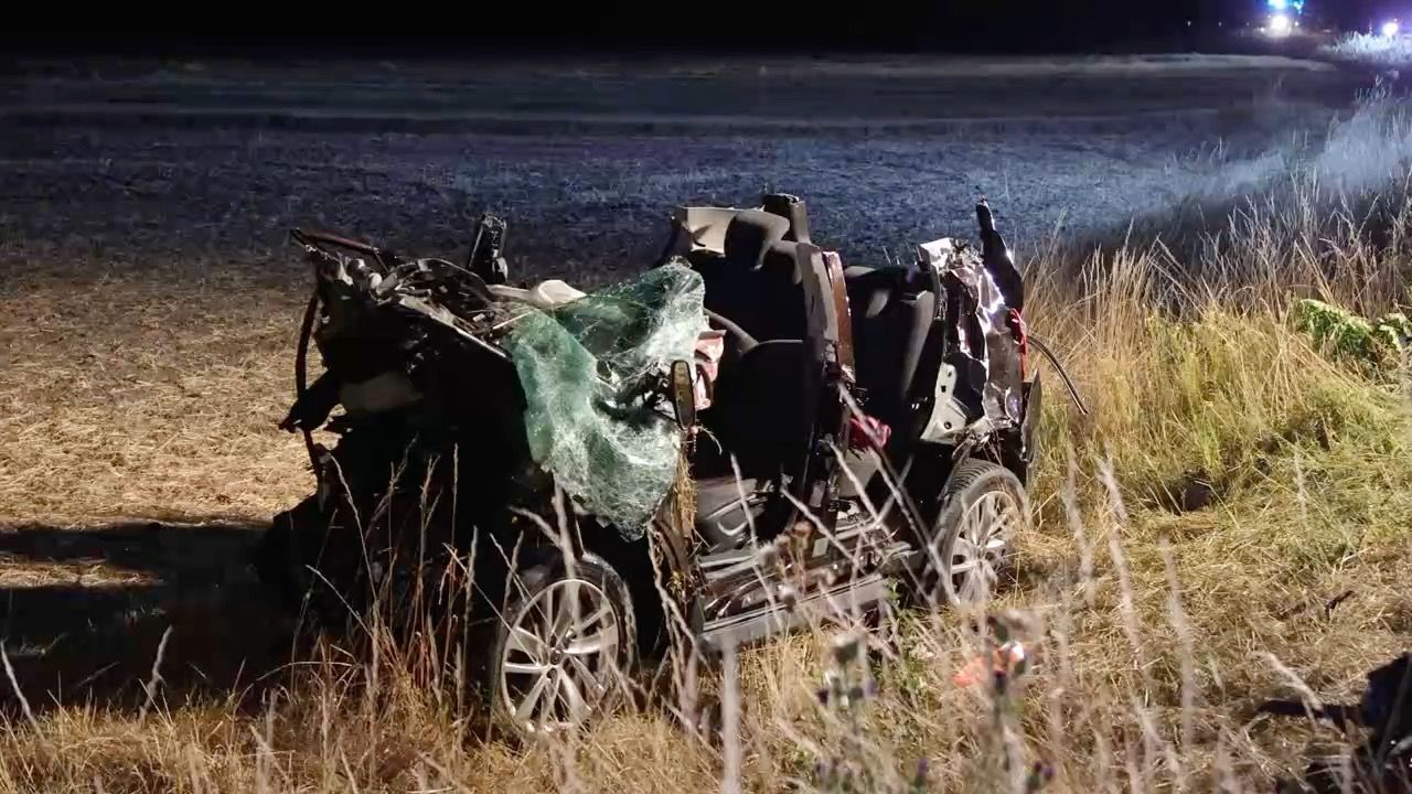 Video: Tödlicher Frontalcrash: Drei Frauen sterben in Mittelfranken