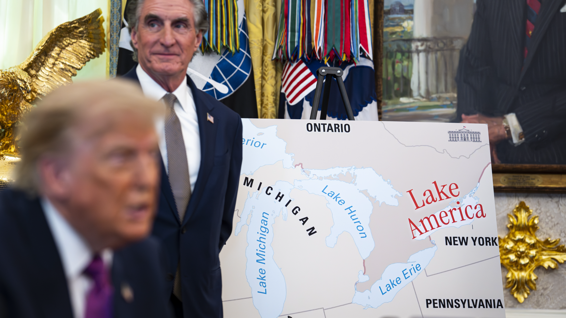 Video: Trump benennt Lake Ontario um
