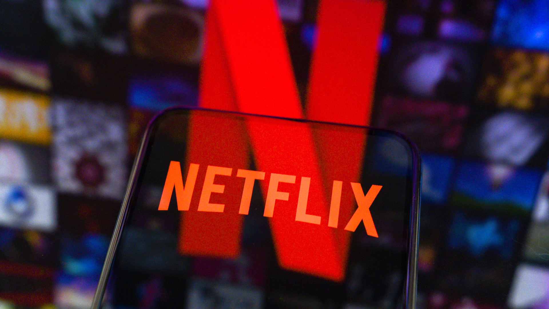 Video: Netflix erhöht Preise auf alle Abos