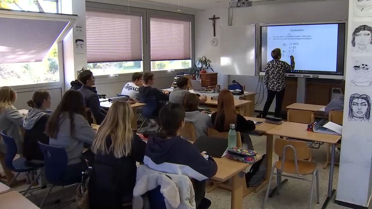 Video: Wirtschaftliches Bildungsranking: Bayern bundesweit auf Platz zwei