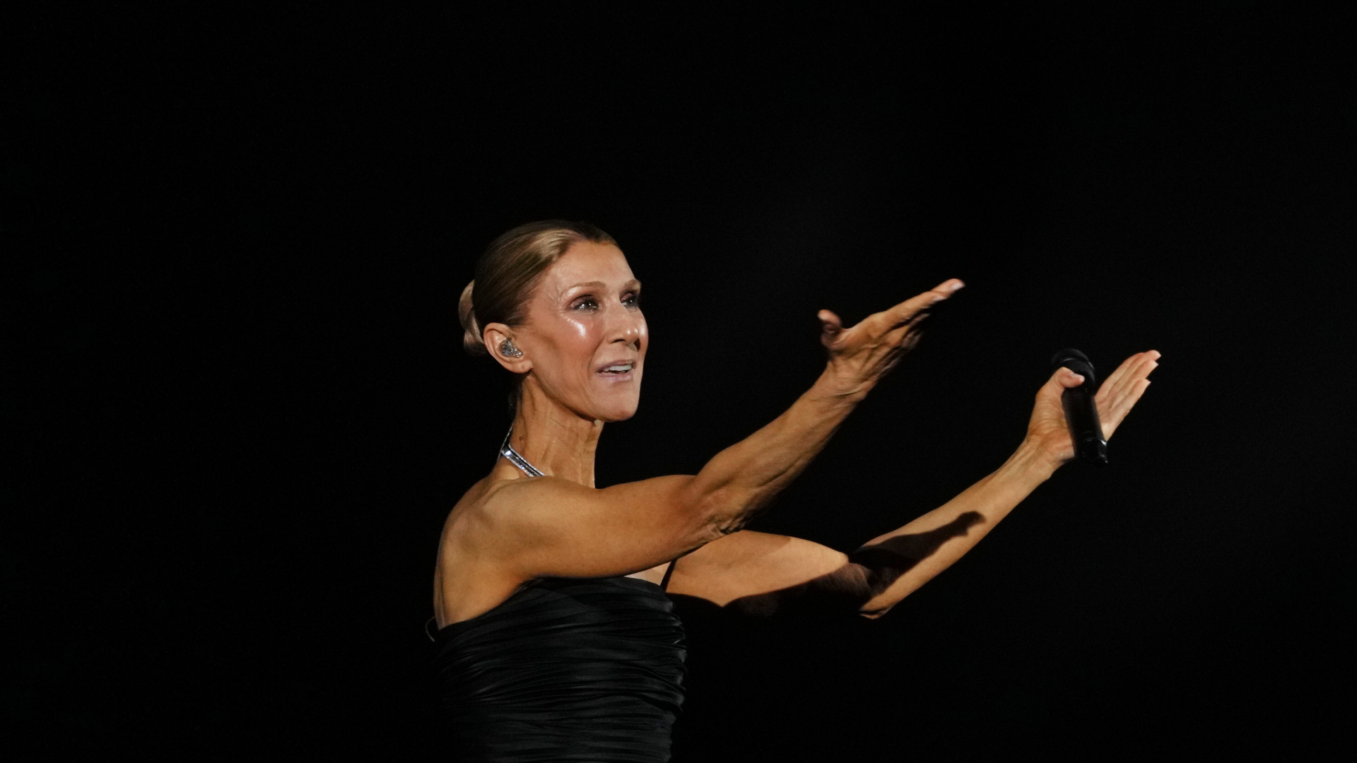 Video: Céline Dion feiert großes Comeback