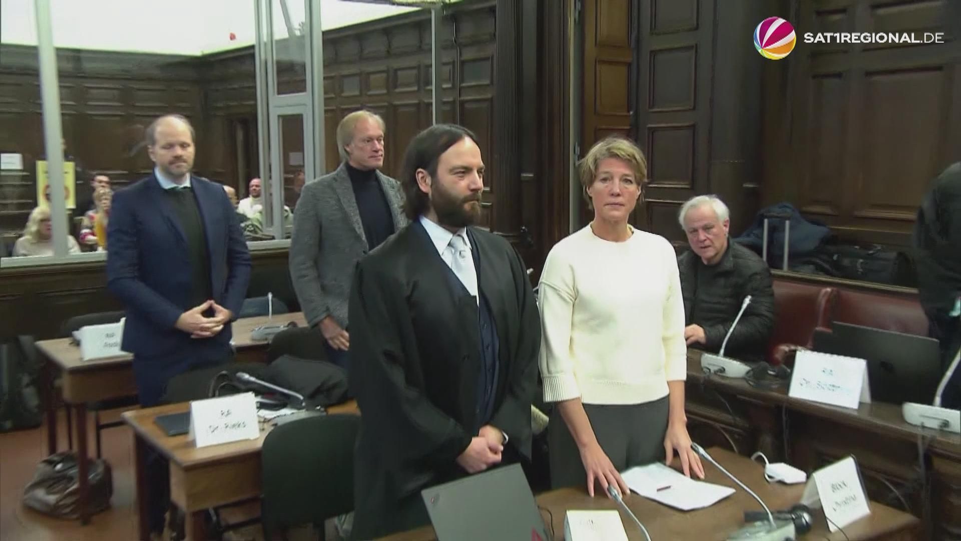 Video: Block-Prozess: Ex-Jugendamtsmitarbeiterinnen sagen aus