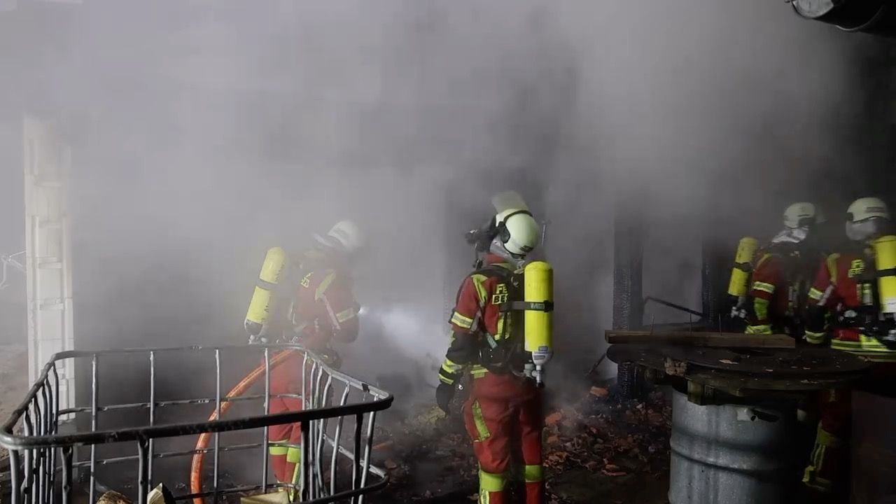 Video: Brand in Bessenbach: 17-Jähriger schwer verletzt
