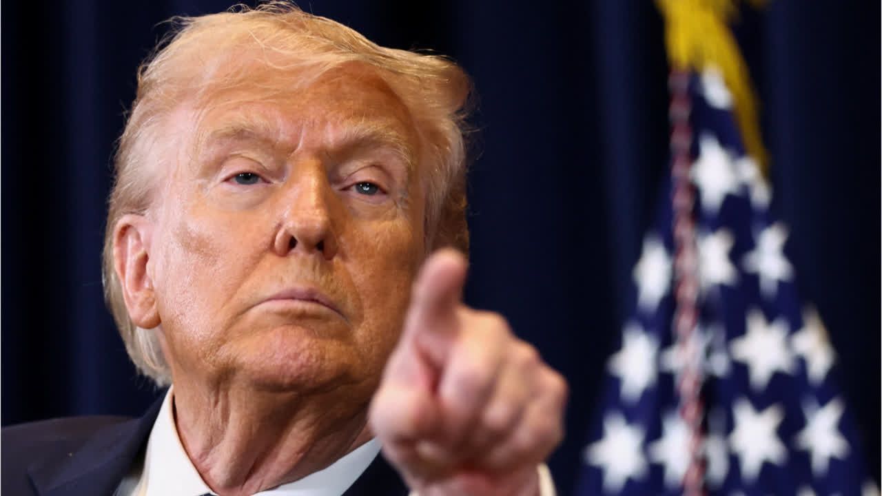 Video: Trump beleidigt Selenskyj und lobt Putin