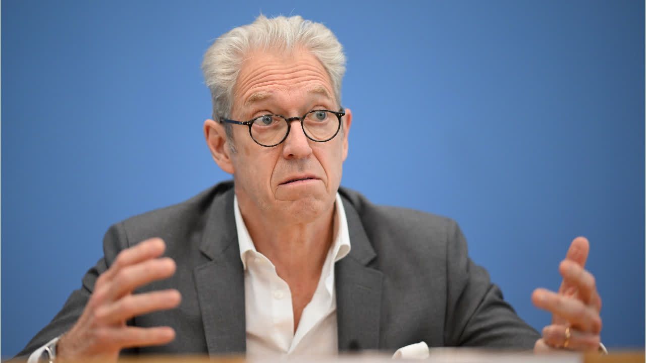 Video: Kassenärzte: Längere Wartezeit auf Termine