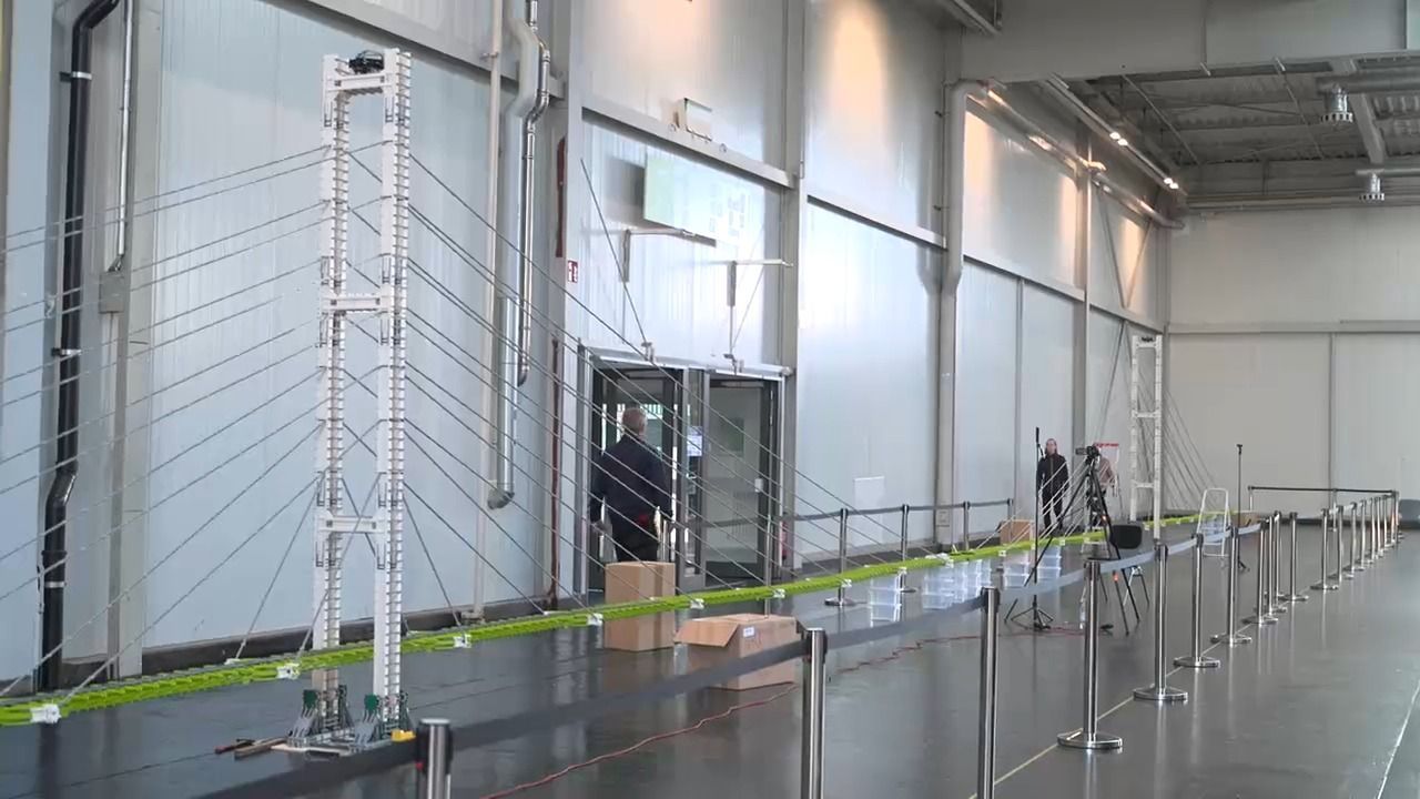 Video: LEGO-Weltrekord? Münchner plant 40 Meter lange Brücke