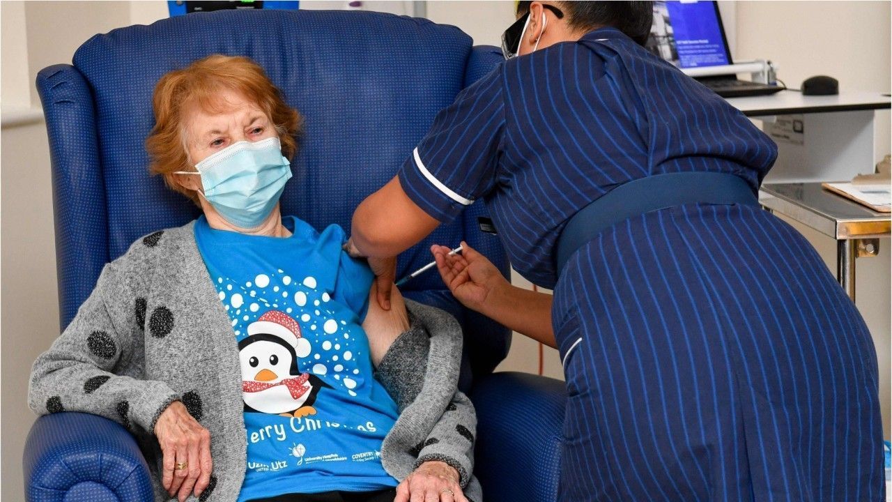 Historischer Moment: 90-Jährige Britin erhält ersten Impfstoff