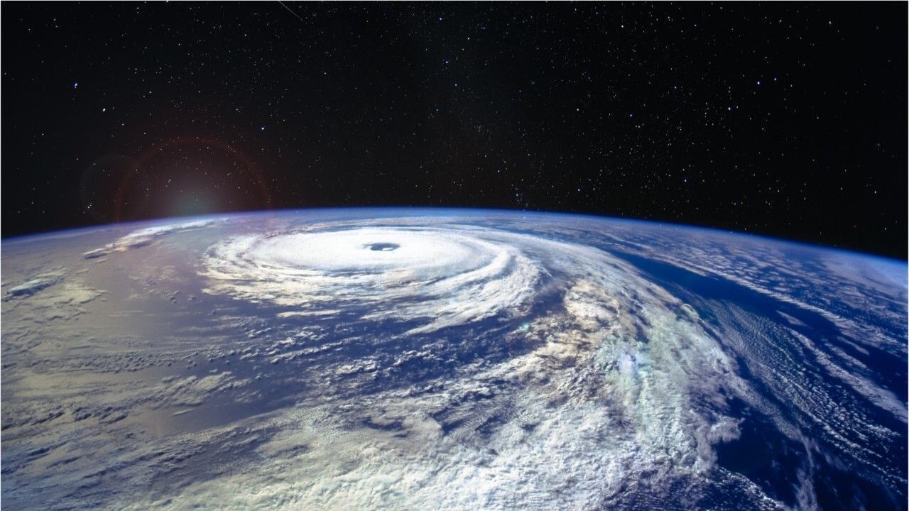 Zwei Hurrikane ziehen Richtung Europa: So gefährlich wird es für Deutschland