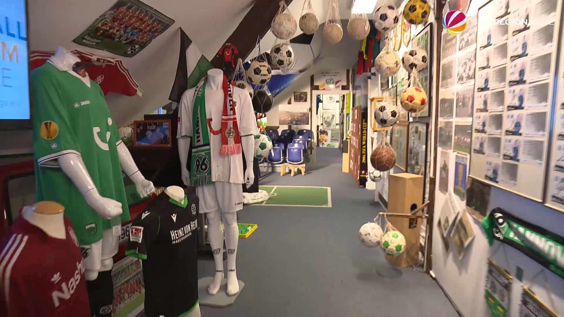 Sports Collection Saloga: Over 10,000 exhibits in soccer museum in Springe