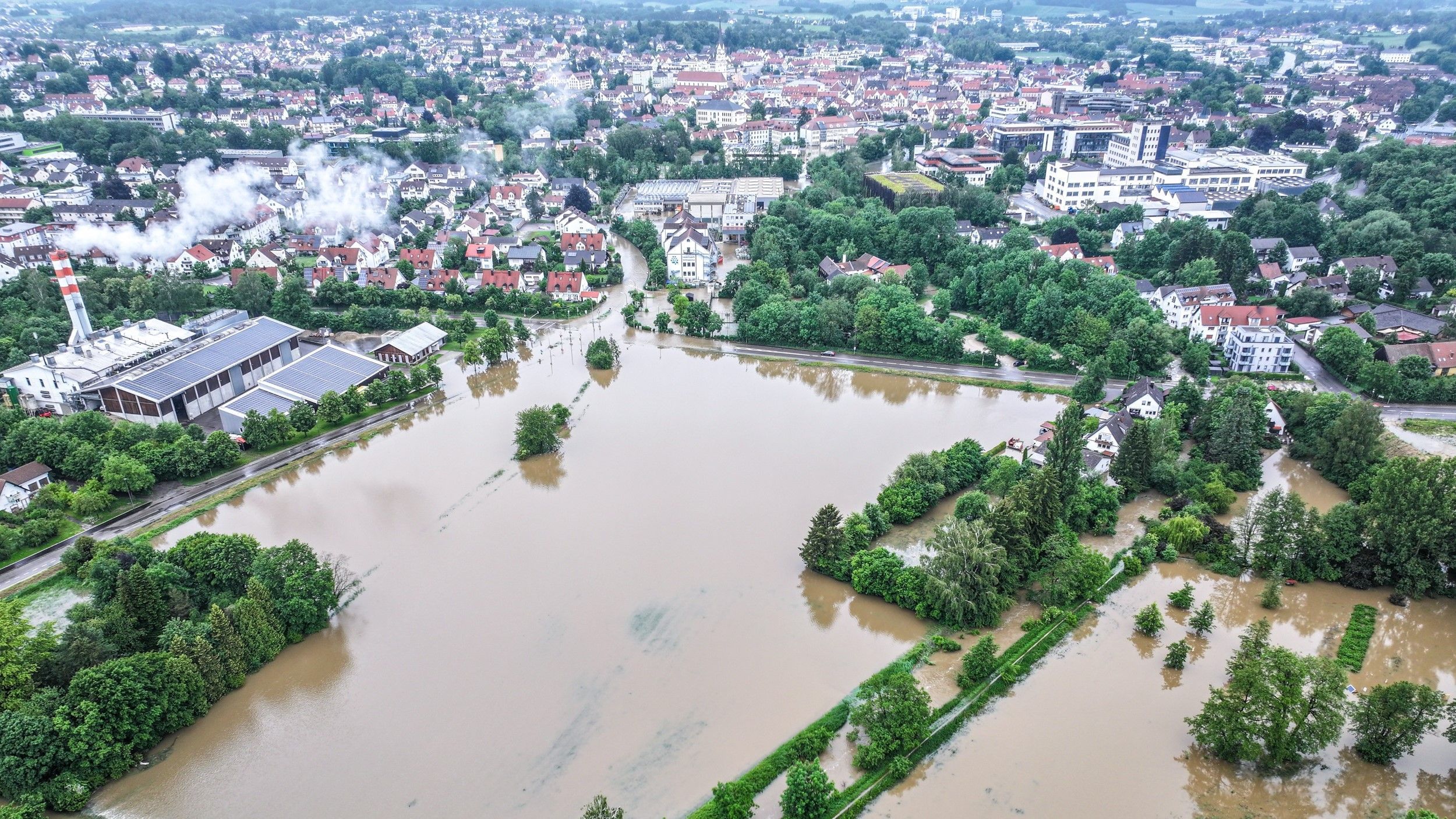 Hochwasser in Deutschland: "Aus kleinen Bächen wurden reißende Flüsse"