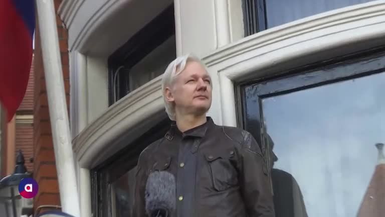 Julian Assange: WikiLeaks-Gründer ist frei