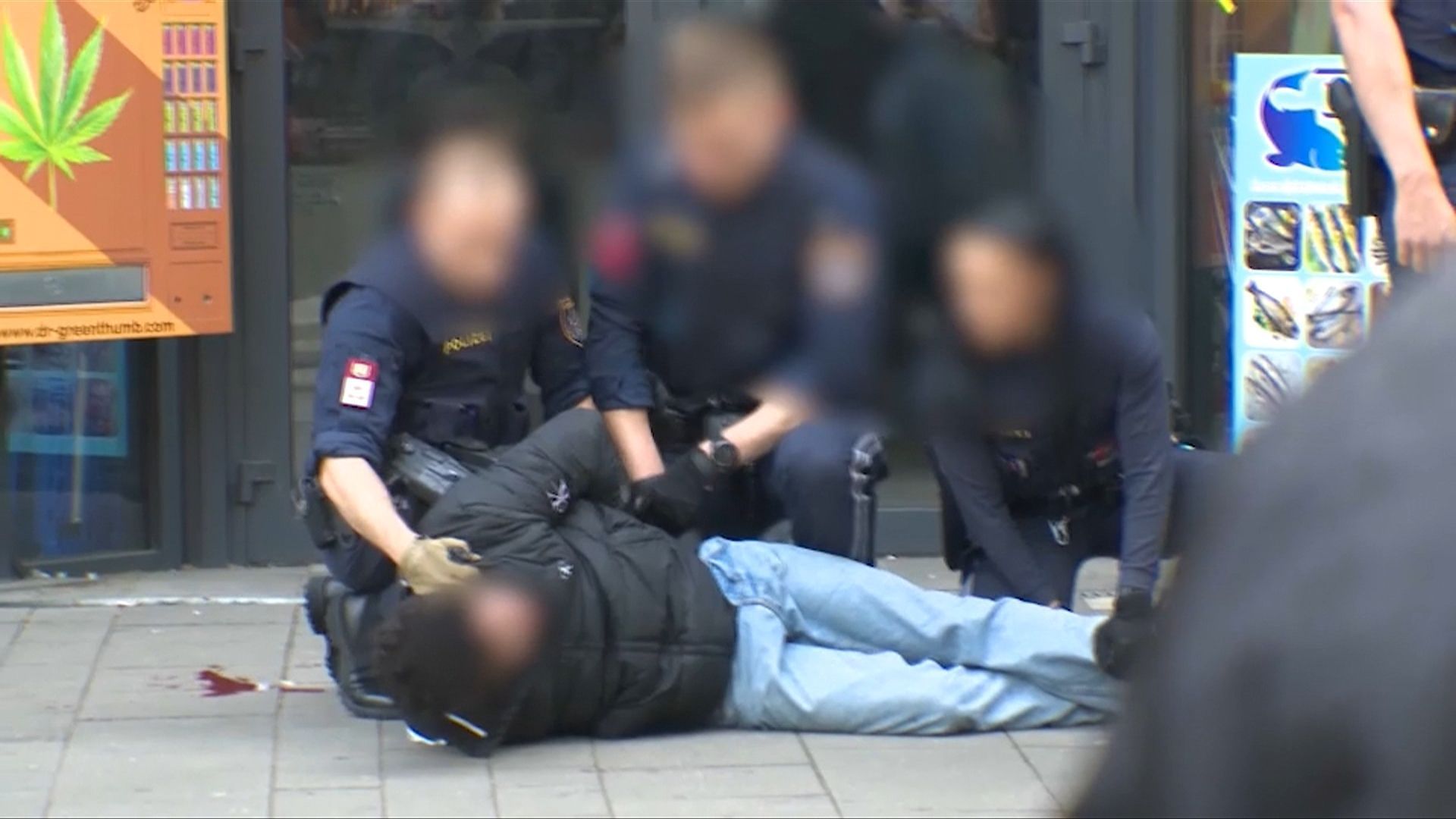 Kopf gegen Asphalt: Freispruch für Polizisten