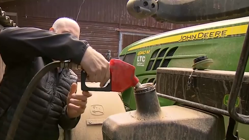 Video: Aufpreis am Acker: Kostenexplosion bei Diesel und Dünger